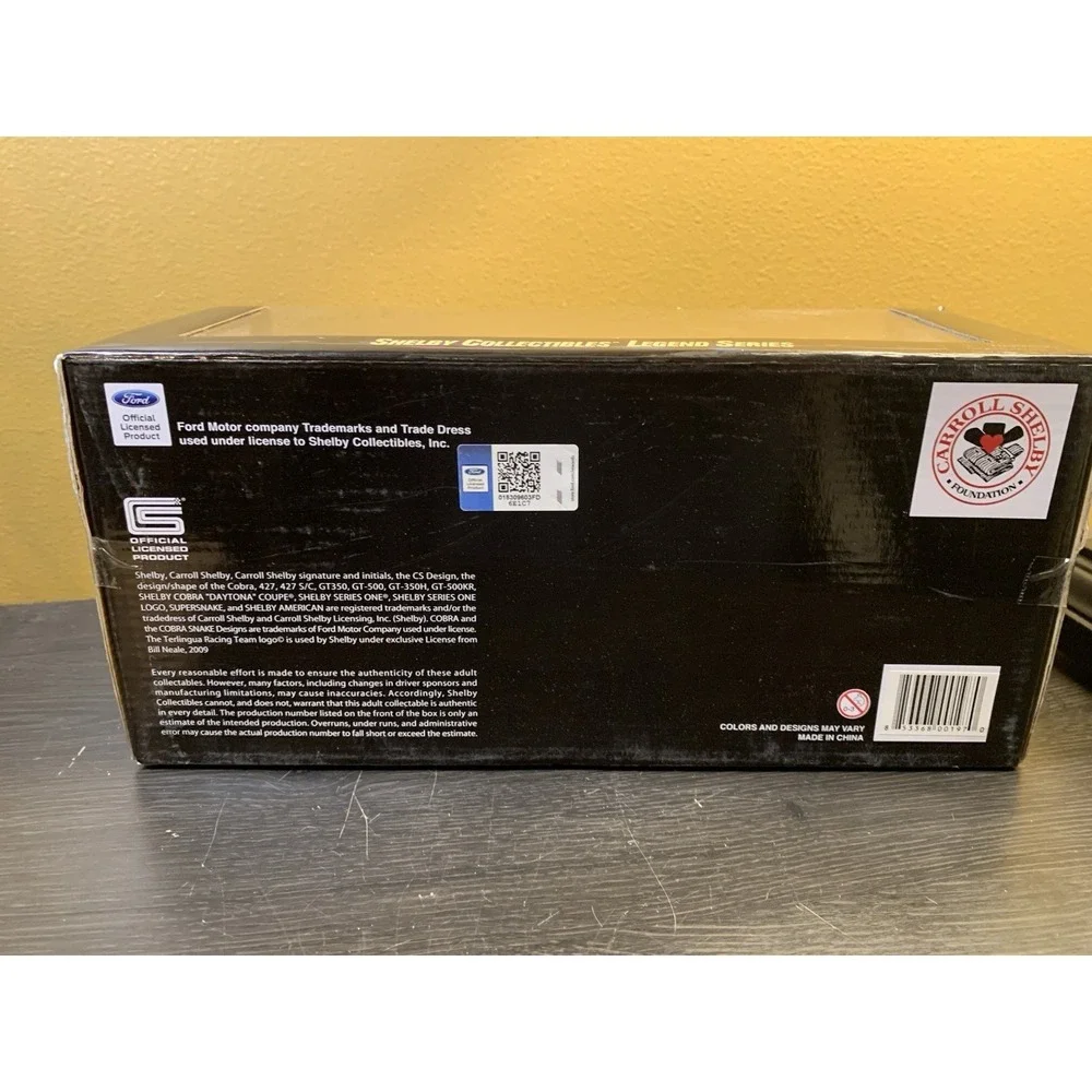 1/18 Shelby Collectibles Legend Series 2013 Ford Mustang Boss 302 Bus Yellow NIB